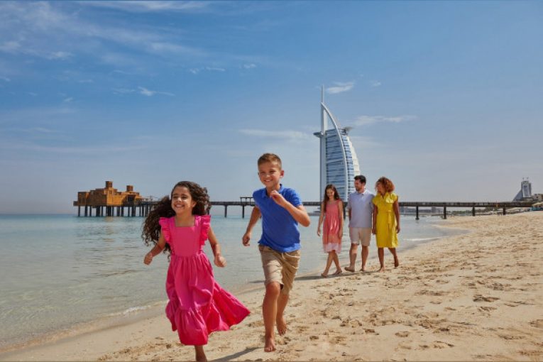 هذه هي شروط الحصول على التأشيرة السياحية 5 سنوات في الإمارات