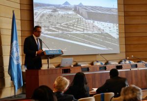 العناني يلقي محاضرة بمقر منظمة اليونسكو بباريس عن جهود مصر في الحفاظ علي الآثار