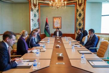 رئيس ليبيا المنفي يجتمع مع السفير الالماني بطرابلس