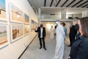 انطلاق النسخة الأولى من معرض الفن المعاصر السنوي الجديد في اللوفر أبوظبي