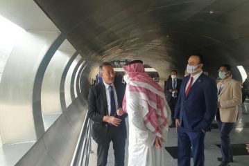 وزير سياحة البحرين ووفد دولة الامارات في زيارة للمتحف القومي للحضارة بالفسطاط