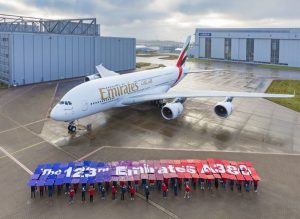 طيران الإمارات تُكمل أسطولها A380 باستلام الطائرة 123