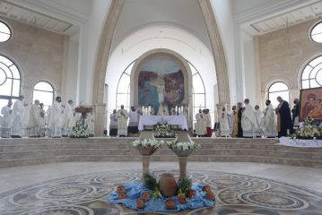 الكنائس الكاثوليكية تحيي اليوم السنوي الثاني والعشرين للحج إلى موقع المغطس
