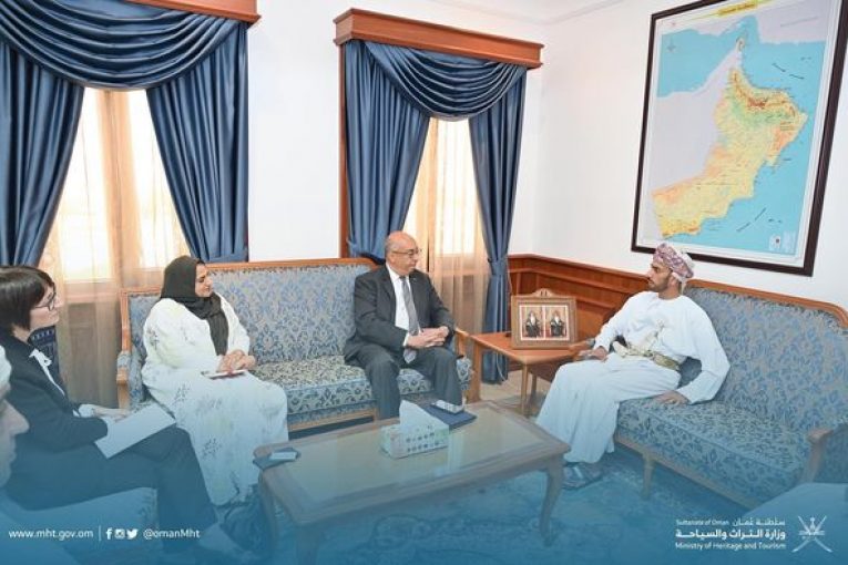 تعزيز سبل التعاون بين سياحة وتراث سلطنة عمان و منظمة اليونسكو