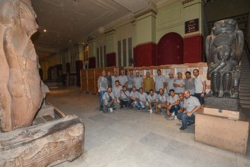 المتحف المصري الكبير يستقبل المقصورة الأولي والأكبر للملك توت عنخ آمون