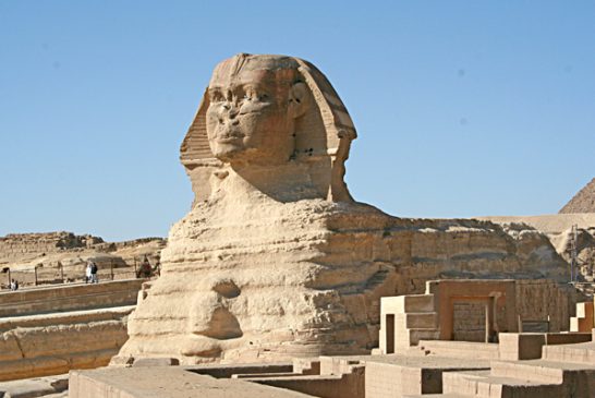 Egyptian Government allows Egyptians and tourists to take photographs for (non-commercial use) without requiring any permit