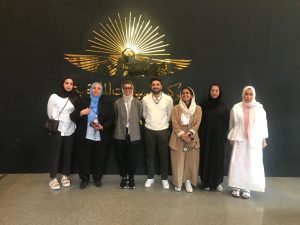 نورة الكعبي وزيرة الثقافة بالإمارات تشيد بتجربة العمل المتحفي المصري