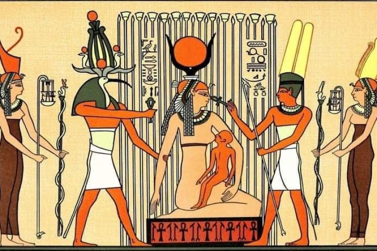 الأم مدرسة في مصر القديمة والأديان السماوية .. دراسة أثرية