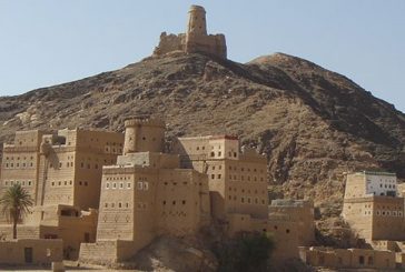 كارثة : خبراء حوثيين ينبشون آثار مملكة 