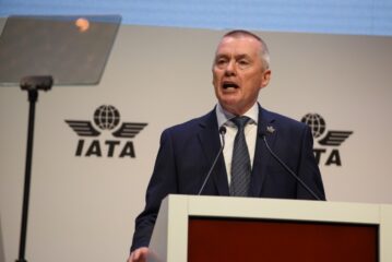 أياتا : قطاع الشحن الجوي العالمي يشهد أكبر انخفاض في الطلب