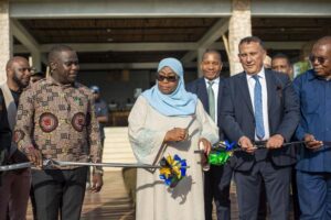 رئيسة تنزانيا تفتتح " كوانزا ريزورت " أول منتجع سياحي برأسمال مصري في زنجبار