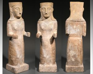 وزارة السياحة بحكومة شباب اليمن تستنكر بيع تمثال أثري وتطالب بوقف تهريب الآثار