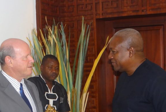 Alain St.Ange, the Seychelles tourism personality Congratulates Ghana’s President John Mahama on his election victory