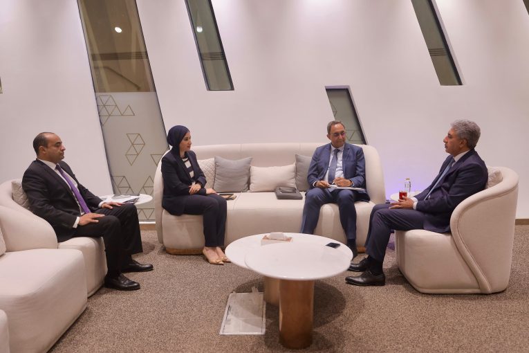 تعاون بين وزير السياحة ومحافظ قنا لترويج كنوز المحافظة الأثرية والسياحية
