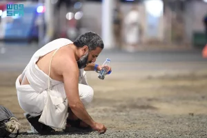 "حصى الخذف".. سنة نبوية تُجسّد التيسير والاتباع في شعيرة رمي الجمرات