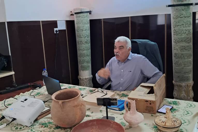 محاضرة علمية في بنغازي حول توثيق الأواني الفخارية الأثرية